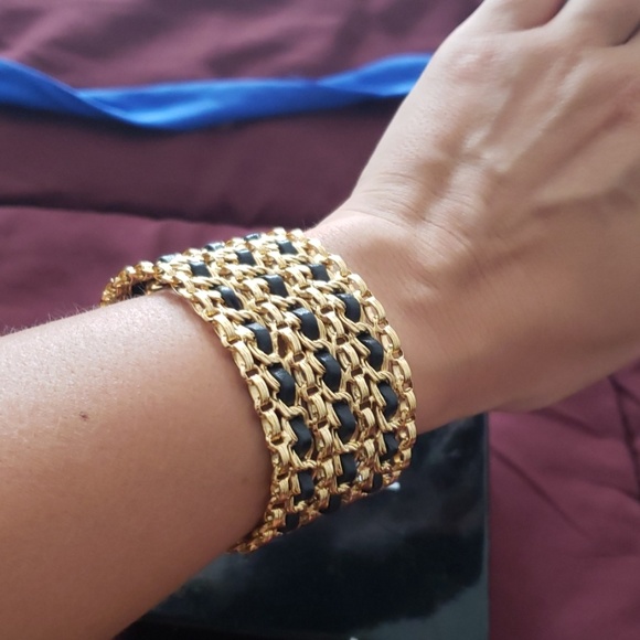 Chanel Gold Cuff - Picture 4 of 7